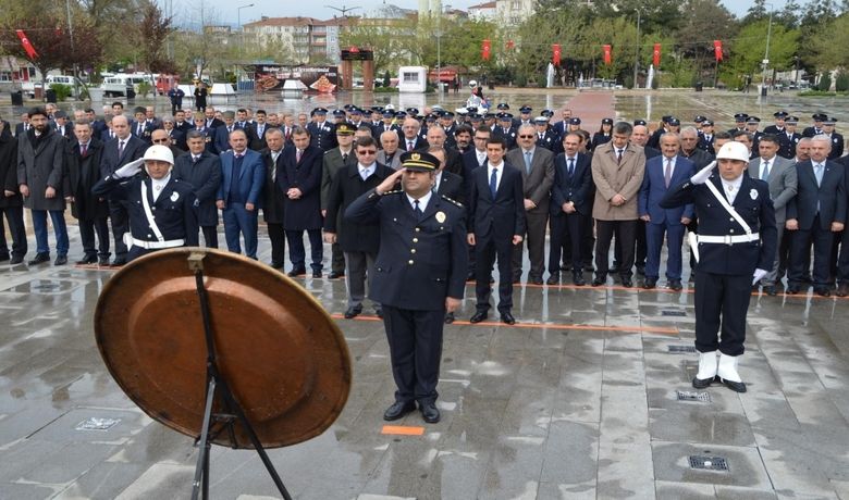 Bafra’da Polis Haftası Kutlaması - Samsun’un Bafra ilçesinde, Türk Polis Teşkilatının 172. kuruluş yıldönümü düzenlenen törenle kutlandı.