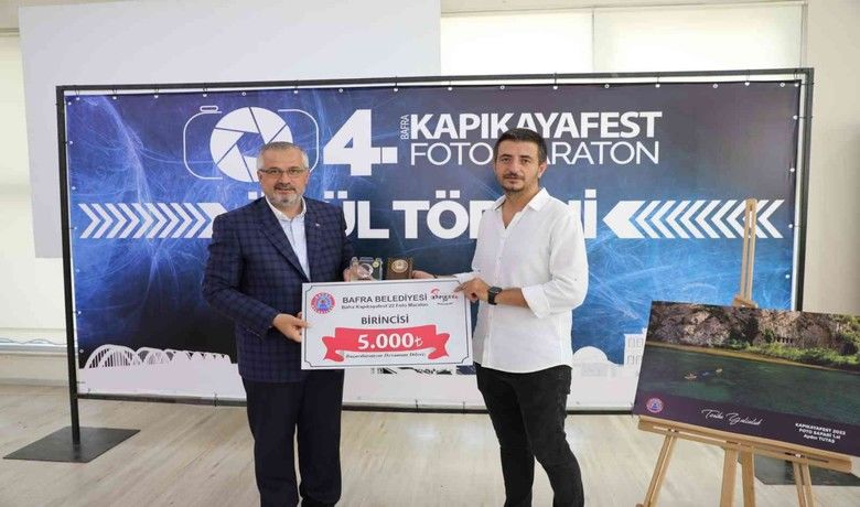 KAPIKAYFEST 2022 FotoğrafYarışması ödülleri sahiplerini buldu - Bafra Belediyesi’nin ev sahipliğini yaptığı 4. Uluslararası Doğa Sporları ve Kültür Festivali (KAPIKAYFEST ) bünyesinde düzenlenen Foto Maraton’da dereceye girenlere düzenlenen törenle ödülleri verildi.