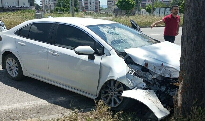 Samsun’da trafik kazası: 3 yaralı
 - Samsun’da meydana gelen trafik kazasında 3 kişi yaralandı.