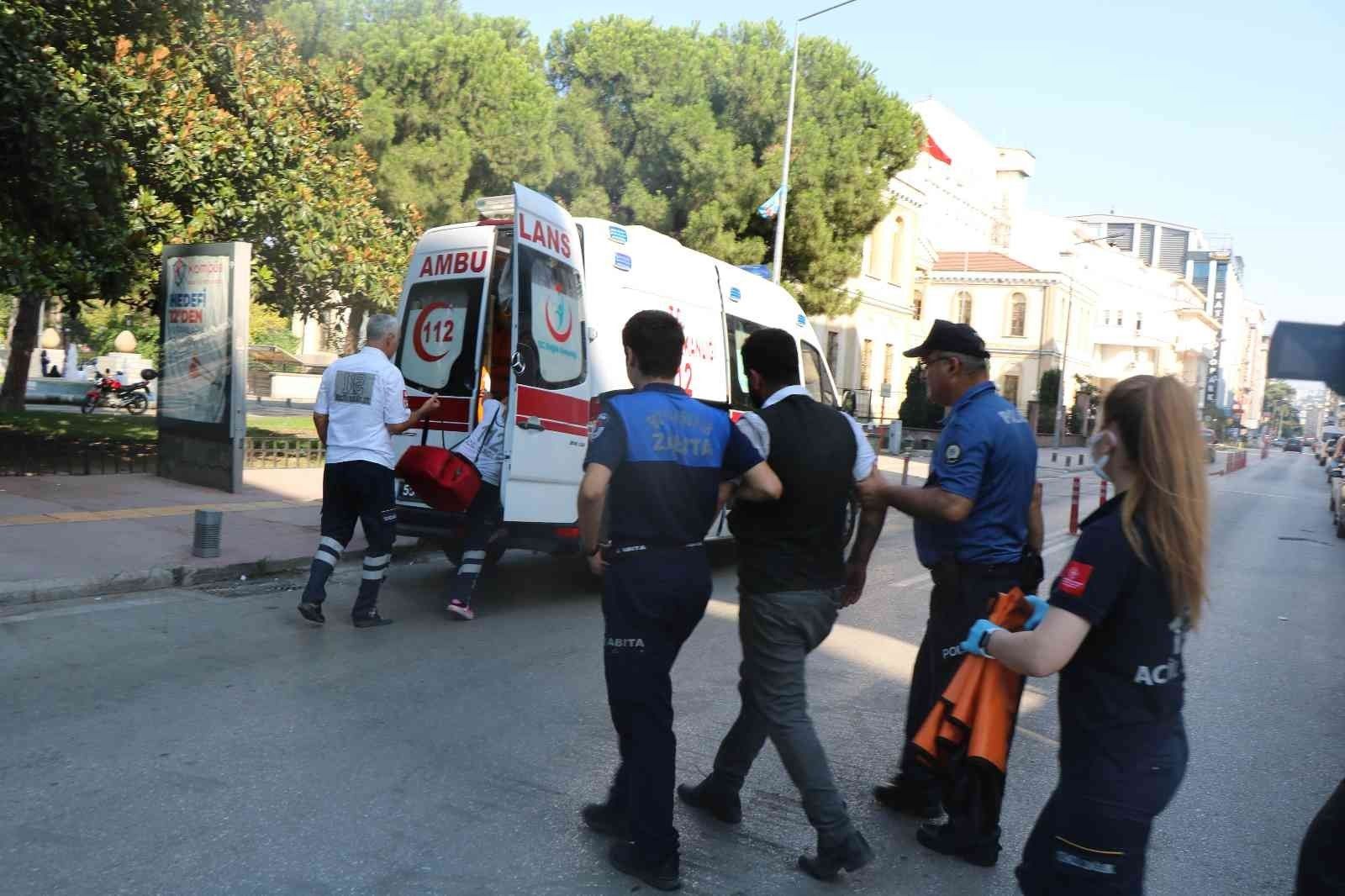 Sarası tutan simitçi yolda baygınlık geçirdi