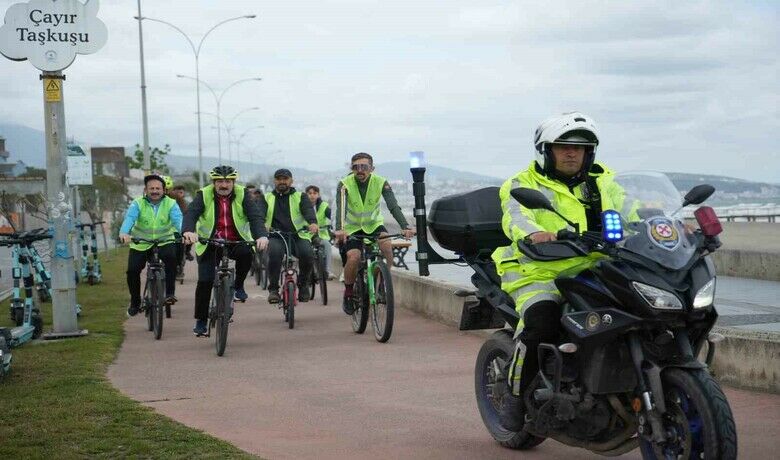 Sağlıklı yaşam için pedal çevirdiler
 - Samsun’da 11. Yeşilay Bisiklet Turu gerçekleşti. Samsun Valisi Orhan Tavlı’nın da pedal çevirdiği bisiklet turunda sağlıklı yaşama dikkat çekildi.