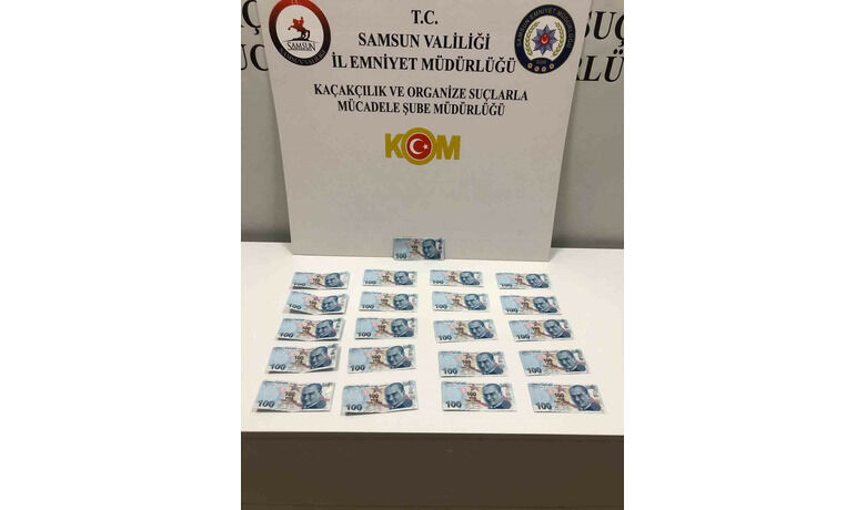 Benzin istasyonu ve yemek kuryesinesahte para veren 2 kişi yakalandı - Samsun’da benzin istasyonu ve yemek kuryesine sahte para veren 2 kişi, 21 adet sahte 100 liralık banknot ile yakalandı.